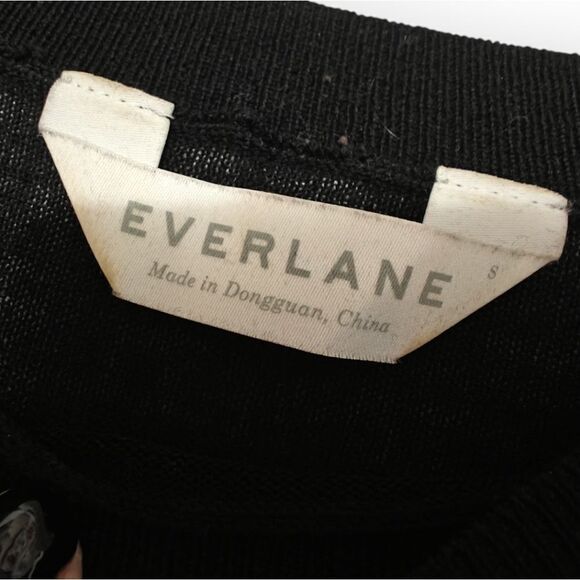 Everlane 100% Wool Black Crew Neck Sweater ling sleeve SZ S - Picture 2 of 6